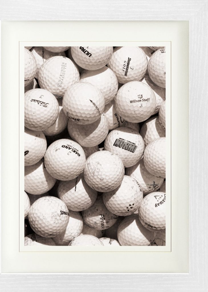 Golf Gerahmtes Bild Mit Edlem Passepartout | Wand-Bilder | Im Bilderrahmen - Golfbälle, Sepia (40 x 30 cm)