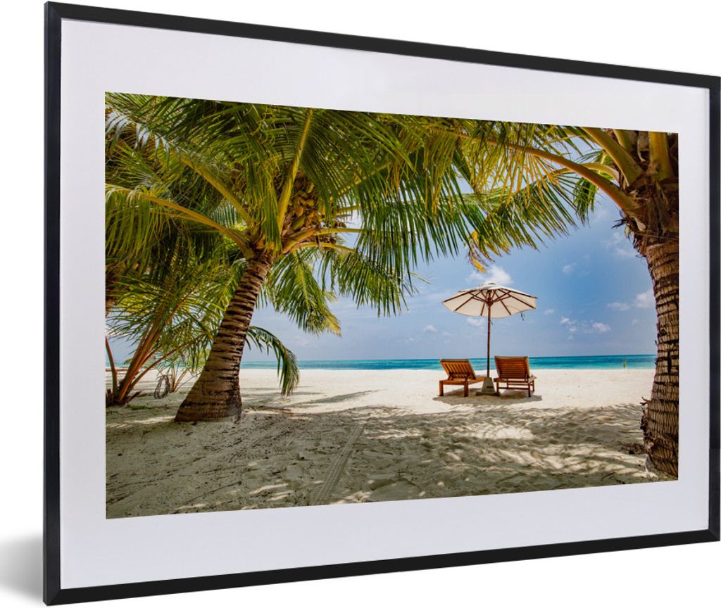 MuchoWow Gerahmtes Poster Strand - Strandstuhl - Sonnenschirm 60x40 cm - Poster mit Schwarzem Bilderrahmen Wandposter Rahmen Foto Bilder - Schlaf...