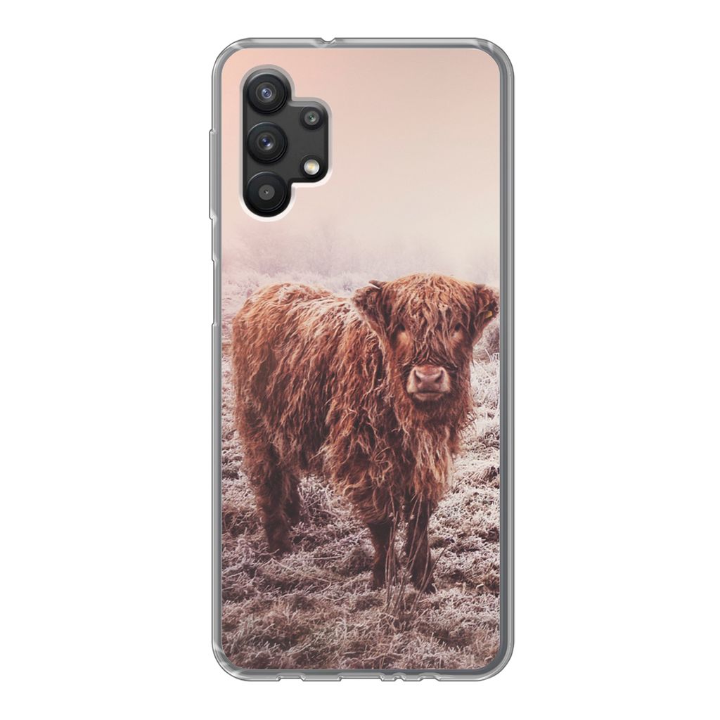 MuchoWow Handyhülle Schutzhülle Hülle für Samsung Galaxy A32 5G Schottische Highlander - Schnee - Sonne Silikon Softcase Handy Hülle - Softcase