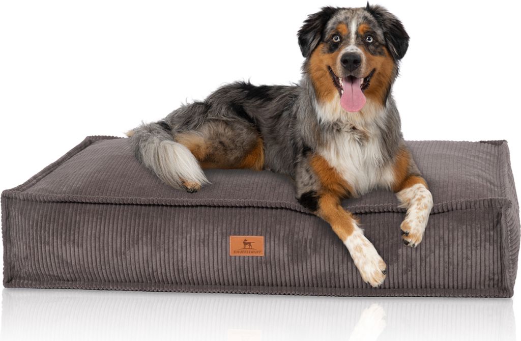Knuffelwuff Hundekissen Lesedi aus Cord mit Handwebcharakter 100x70cm Braungrau