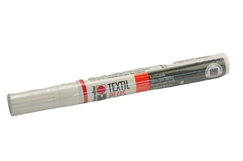 A single Marabu Textilmarker 'Textil Painter Plus' in white, presented in its clear plastic packaging.