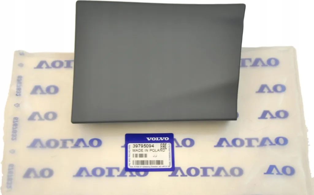 Bas de caisse droit Volvo XC60 II 39795094 en plastique renforcé OEM