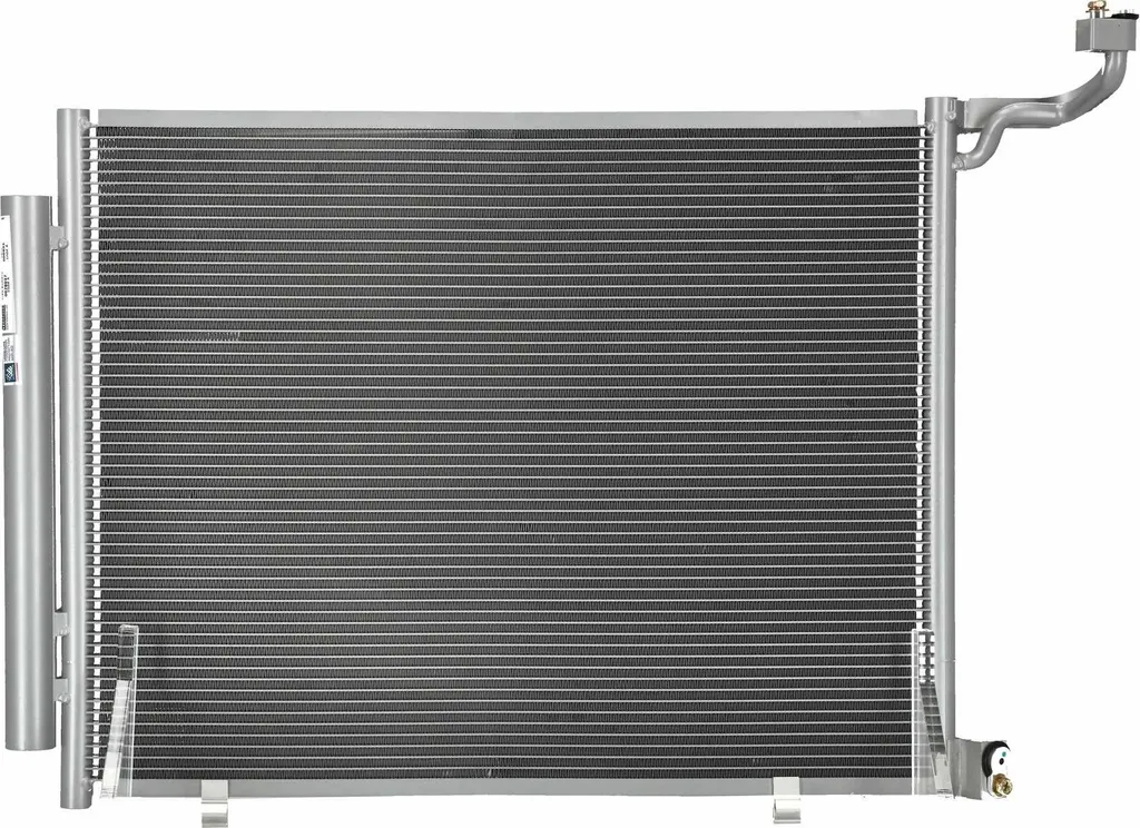 Réparer la clim Ford Fiesta Mk7 avec le condenseur NISSENS 941094