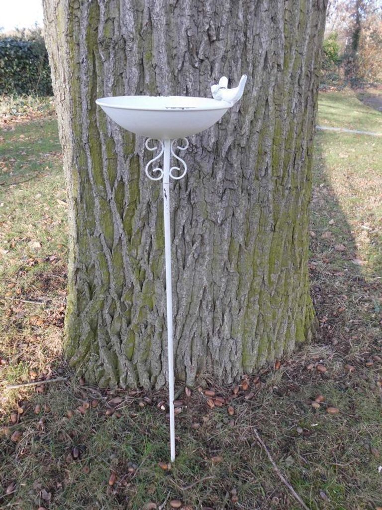 Vogeltränke Vogelbad Vogel-Futterstelle a. Stab Eisen massiv weiß 100