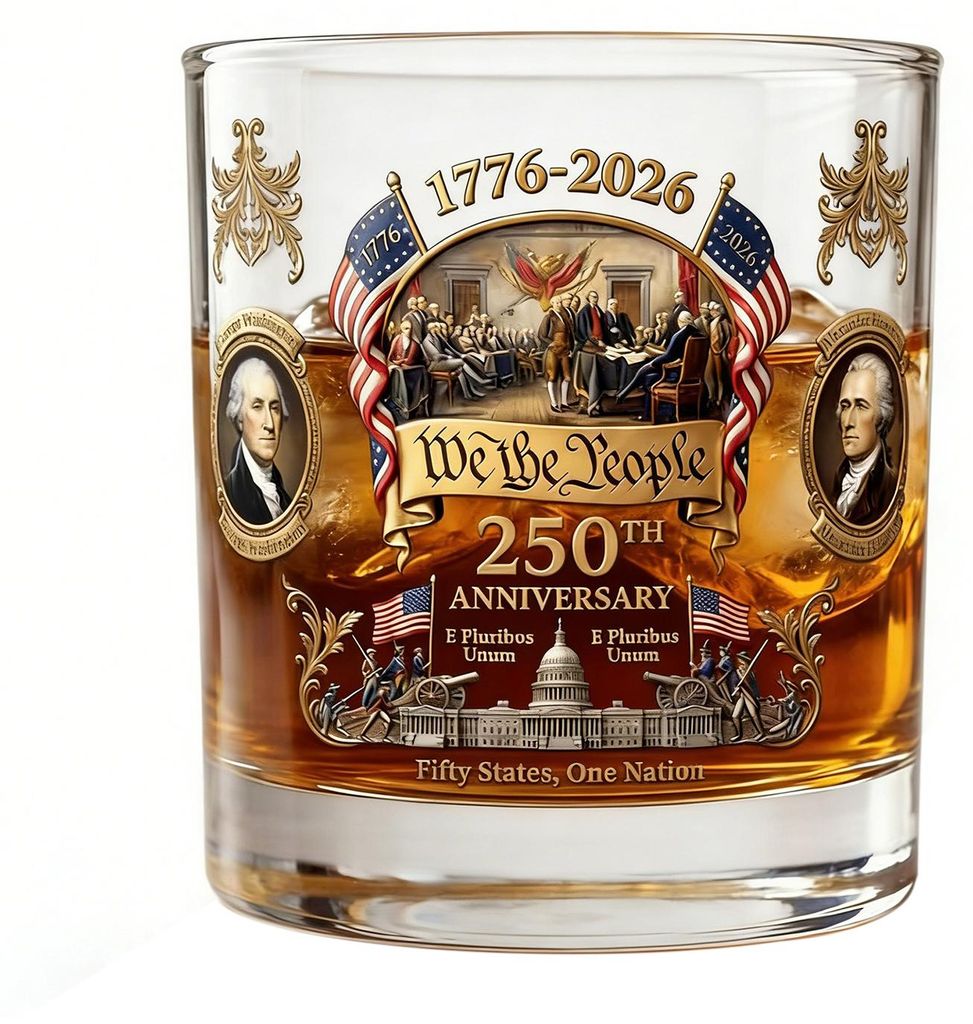 Handgefertigtes Gedenk-Whiskyglas mit historischem Thema – ein stabiles, dekoratives Sammlerglas, das Sammlern und Bourbon-Liebhabern gleicherma...