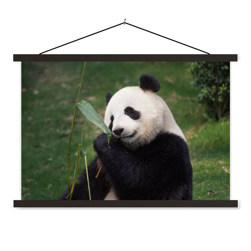 MuchoWow Textilposter Pandabär - Wilde Tiere - Blätter 90x60 cm mit schwarzem Rahmen - Aufhängungssatz
