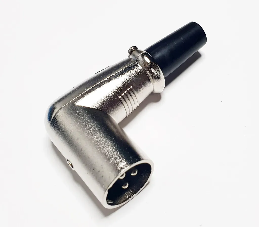Connecteur Audio XLR Coudé pour Montage Mural et Espace Restreint Mixage