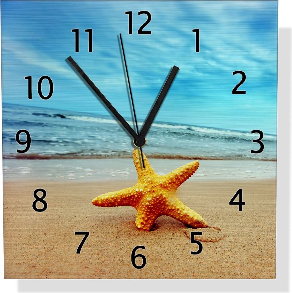 Wallario Design Wanduhr Seestern am Strand am Meer aus Aluverbund, Größe 30 x 30 cm
