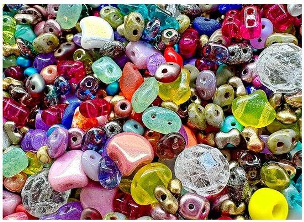 Assortiment perles en verre tchèque 100g pour éviter les manques créatifs