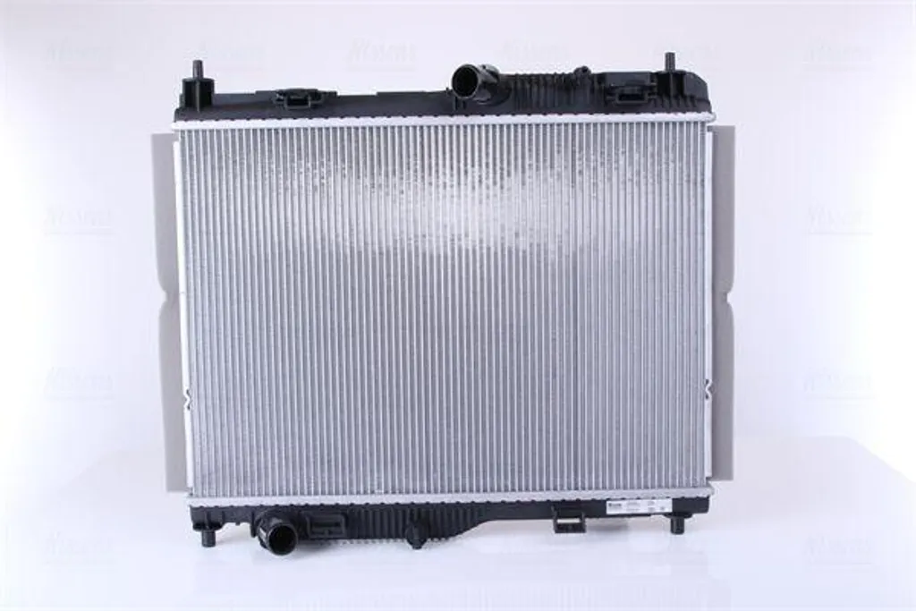 Évitez la surchauffe avec le radiateur moteur Nissens pour Ford Puma