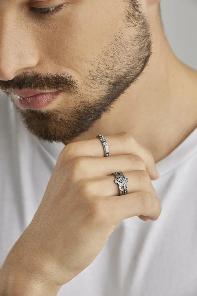 Anello Donna in Acciaio Inossidabile - Gioiello Resistente e Versatile - 4