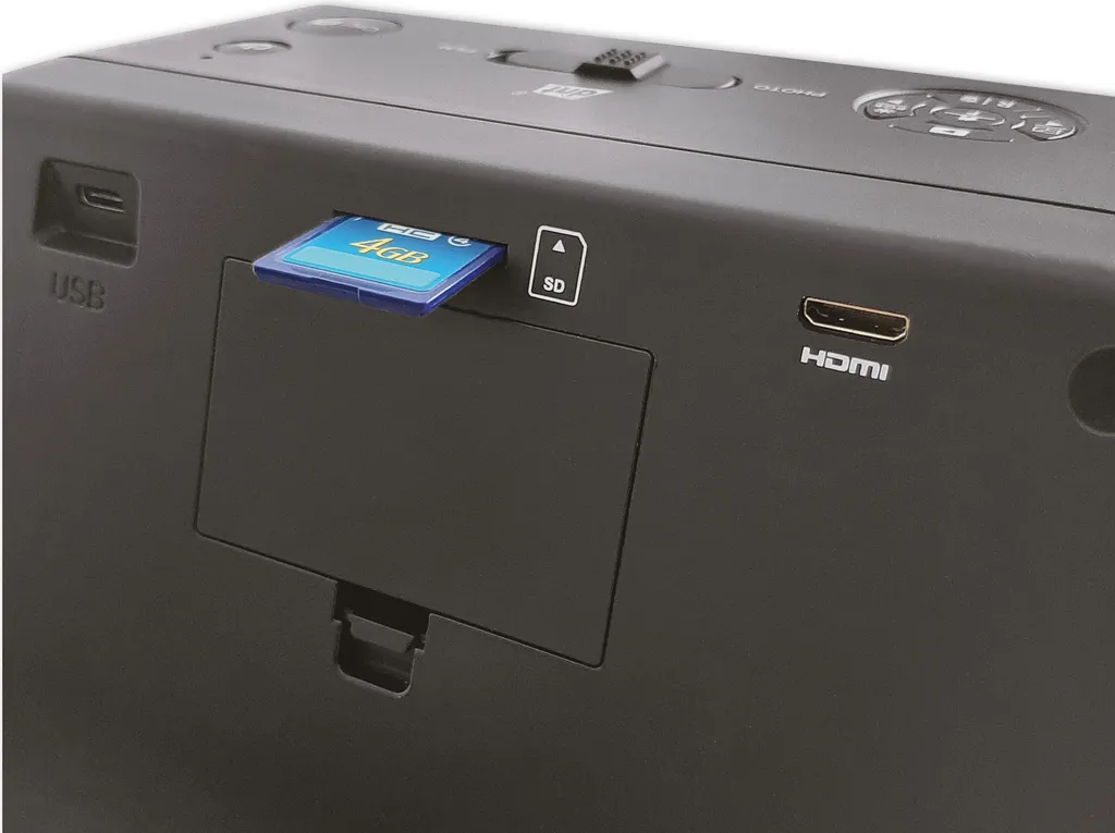 DNT SlideCopy PRO Scanner 4-en-1 avec prévisualisation LCD et 106 mm