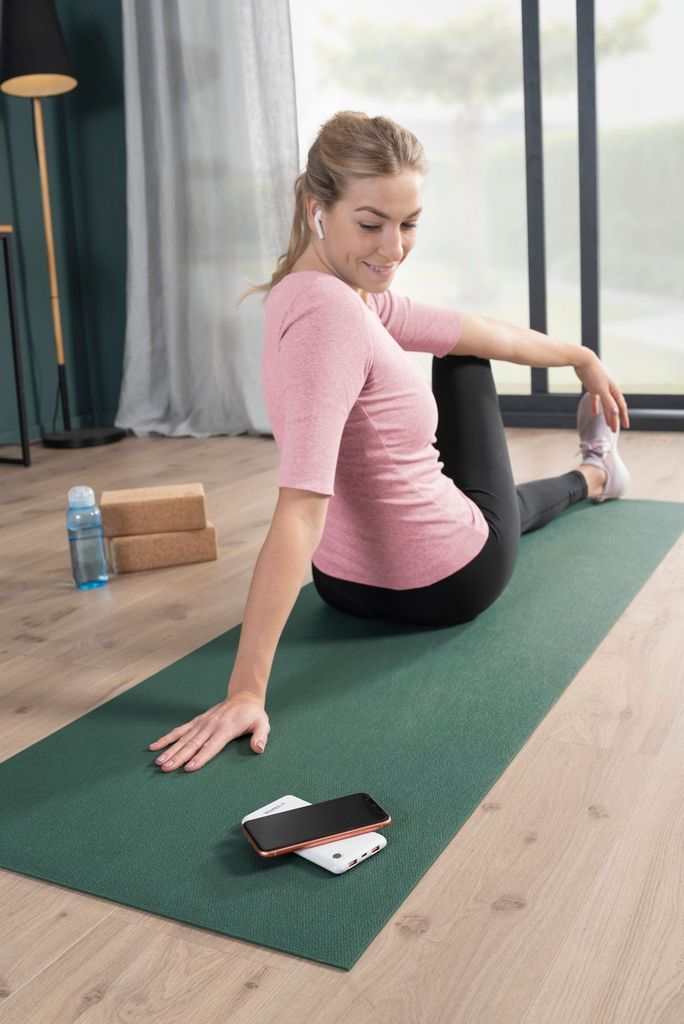 VARTA Zusatzakku "Wireless Power Bank" 10.000 mAh weiß Produktbild 60