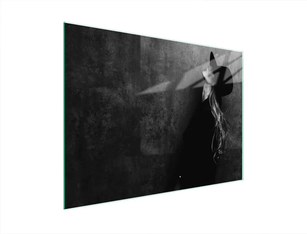 Tagliere in Vetro Temperato 40x30 Donna - Idea Regalo Cucina Elegante