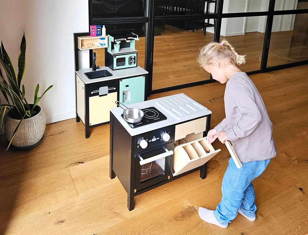 Cuisine enfant bois robuste et stable avec îlot pour petits espaces - 6