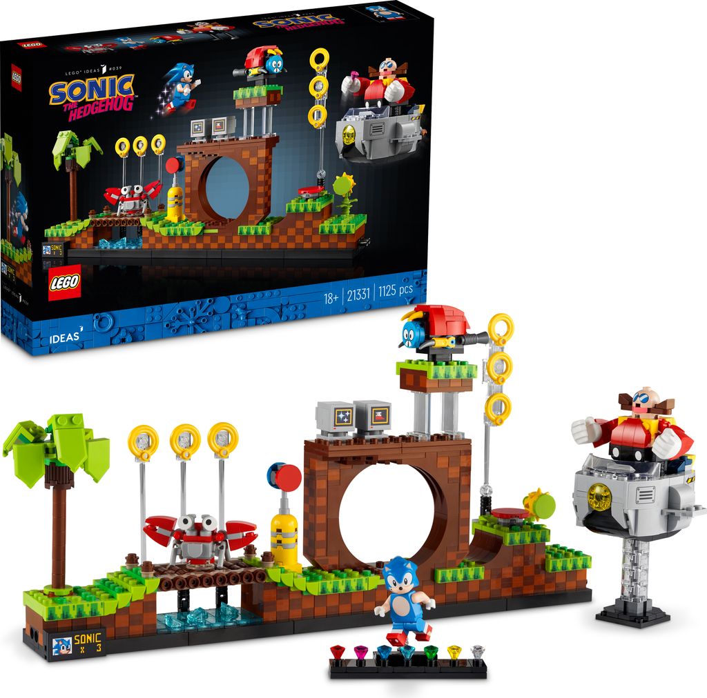 A LEGO Ideas Sonic the Hedgehog Green Hill Zone set is shown, both in its packaging and assembled.