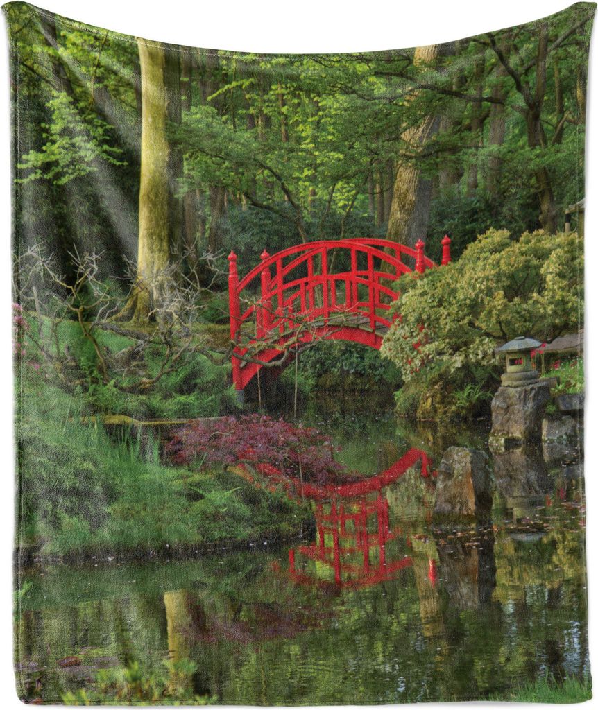 ABAKUHAUS See Weich Flanell Fleece Decke, Rote chinesische Brücke in einem Wald von grünen Baum Blätter Reflexion über Fluss Natur Szene, 175 x...