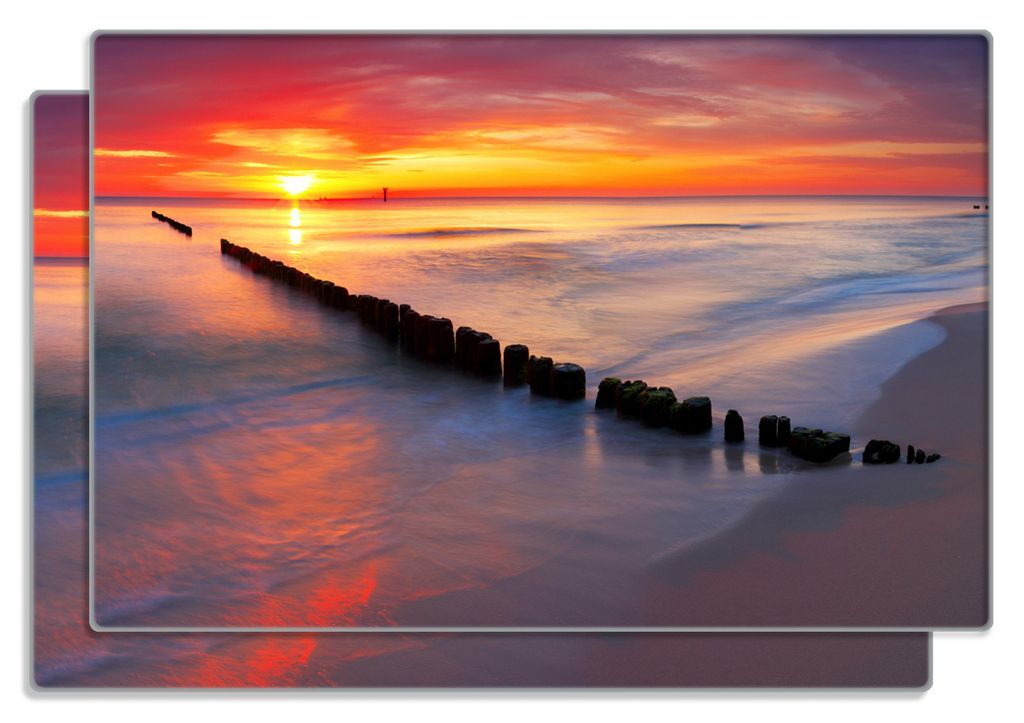 Wallario Frühstücksbrettchen 2er Set aus Glas, je 20 x 30 cm, mit rutschfesten Füßen, Motiv Farbenspiel im Himmel - Sonnenuntergang am Strand