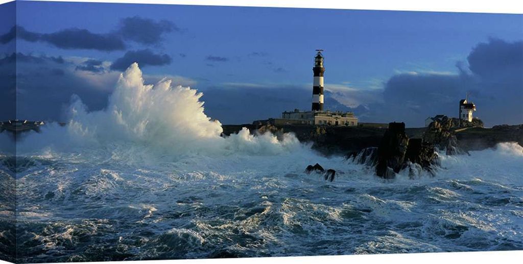 Leinwandbilder, Leuchtturm im stürmischen Meer - Jean Guichard, Le Créac'h - 70x35 cm