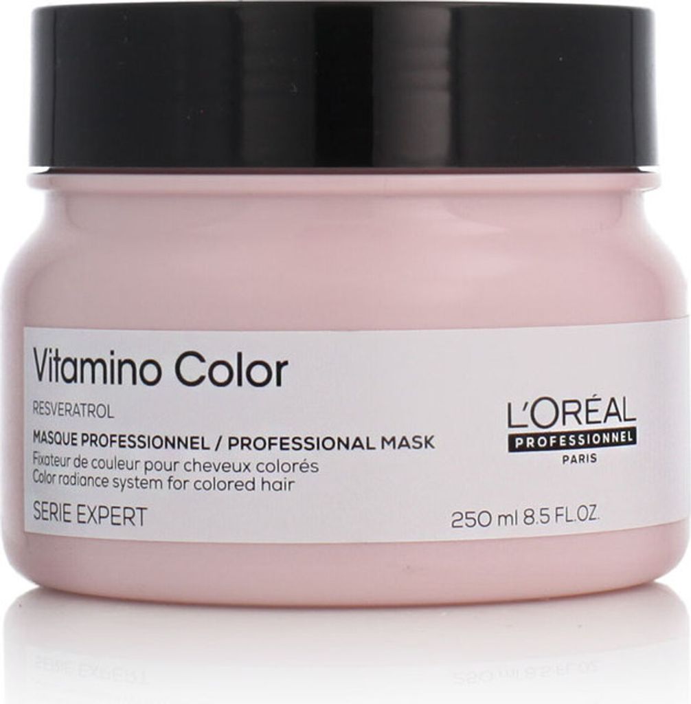 A product shot of a L'Oréal hair mask.