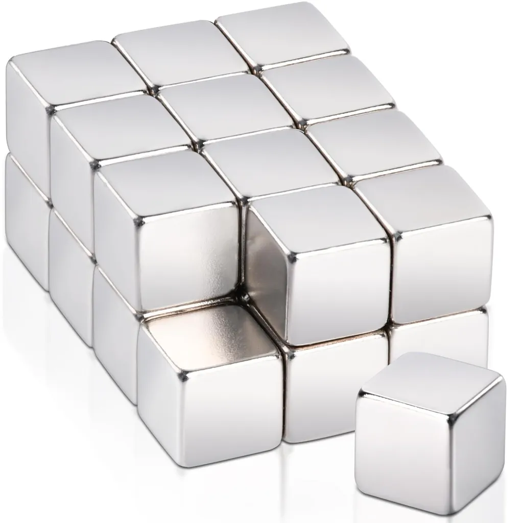 Aimants puissants 10x10x10mm en néodyme, lot de 24 cubes magnétiques
