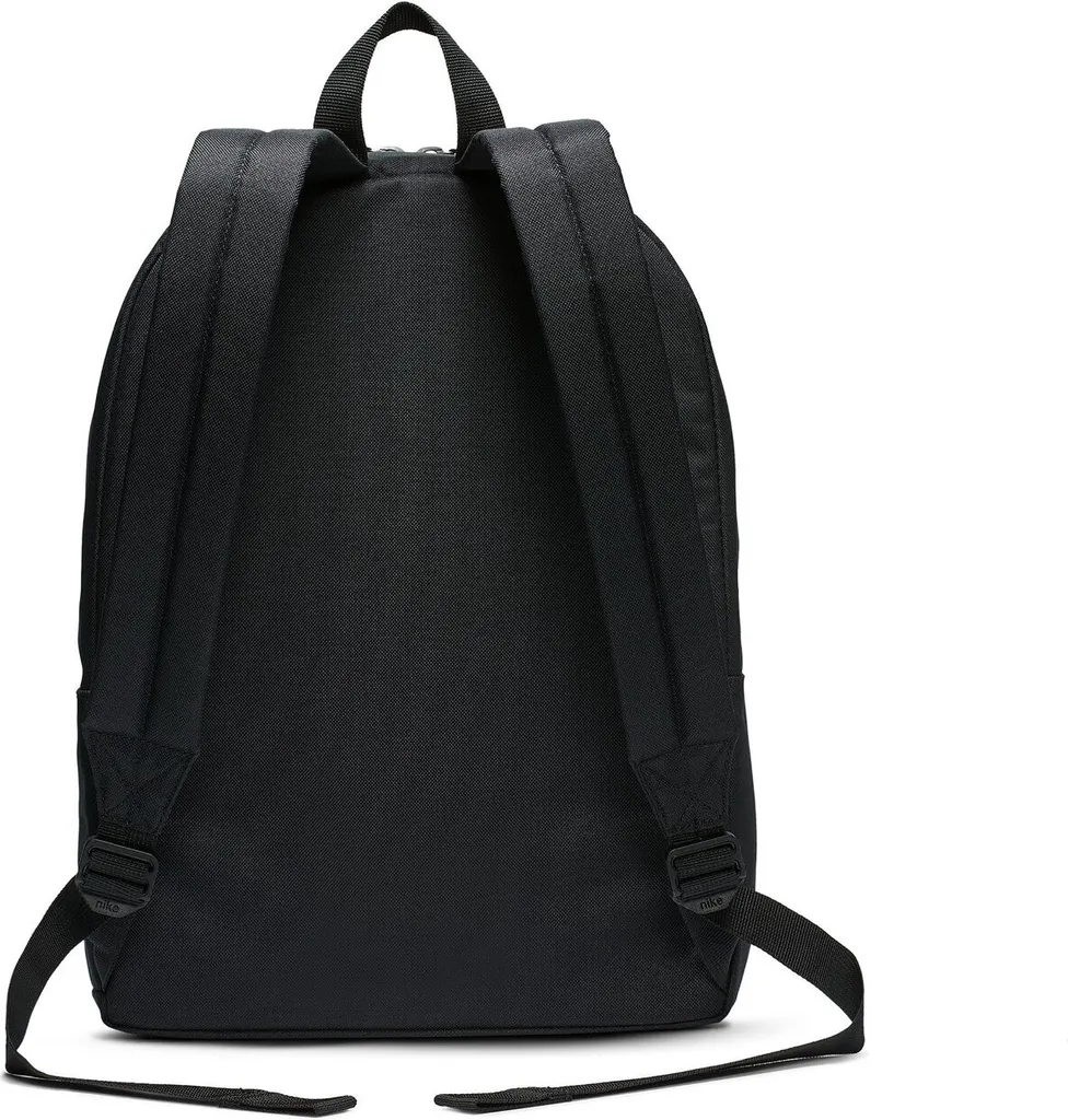 Zaino Nike Classic Junior BA5928010 | Recensione e Caratteristiche 16L - 5