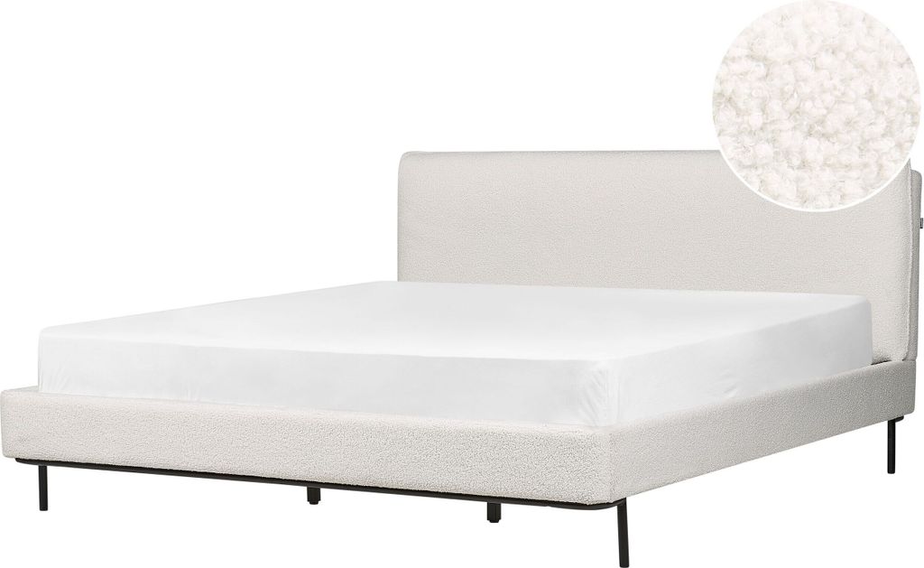 BELIANI Bett Cremeweiß Bouclé mit Lattenrost 180 x 200 cm Metallfüße Schwarz Hohes Kopfteil Modern Skandi Polsterbett Doppelbett Schlafzimmer