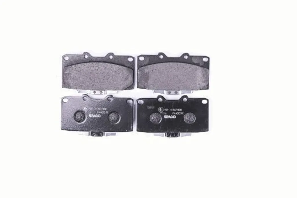 Plaquettes avant HELLA 8DB 355 017-211 à haute résistance thermique