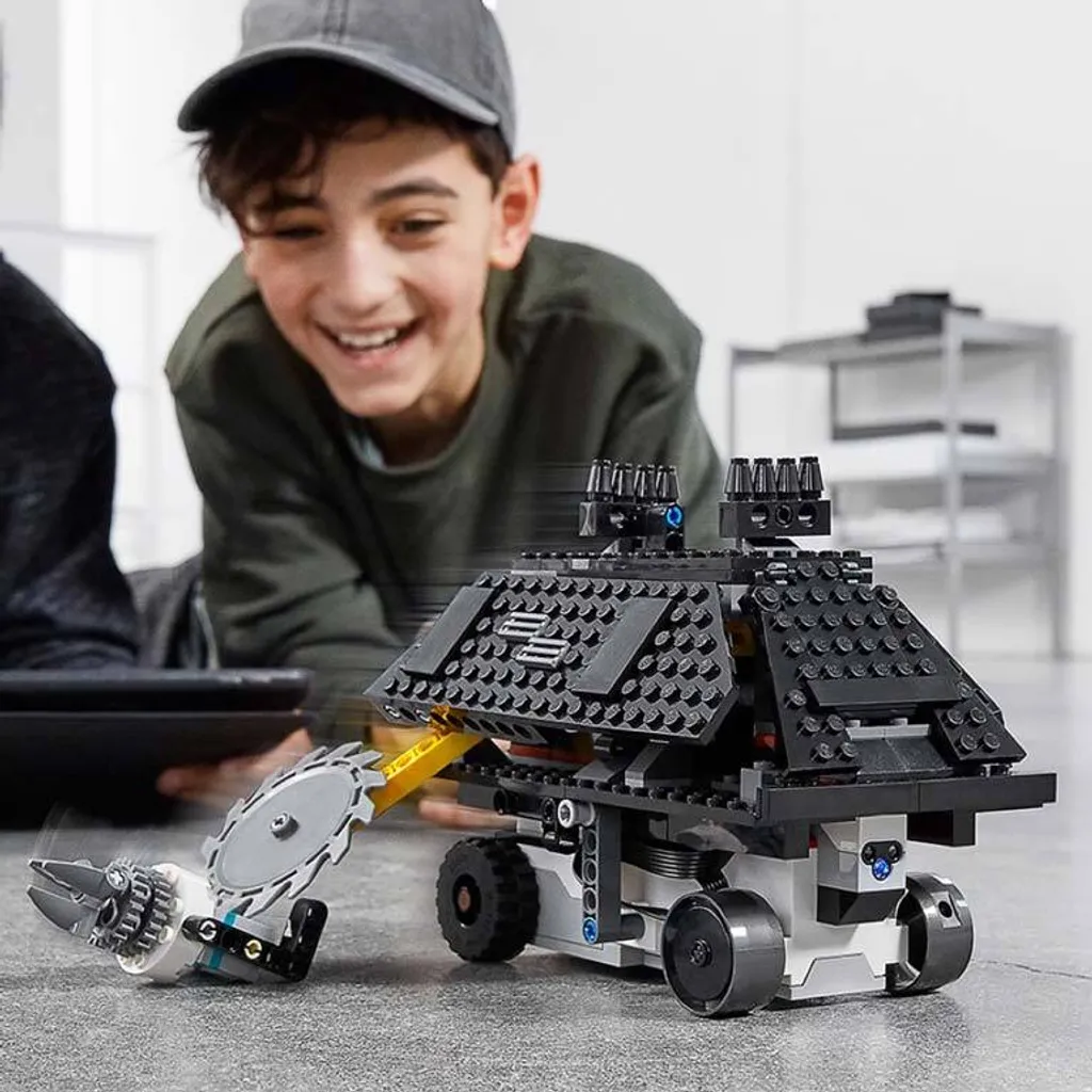 LEGO Star Wars 75253 Droïde de Boost : Jeu de Construction Interactif - 8