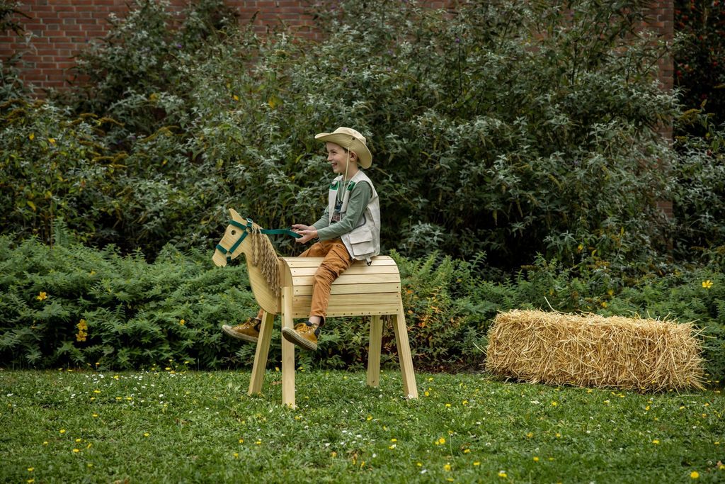 Rivanto® Holz-Gartenpferd 100 x 50,5 x 101,5 cm Spielzeug Produktbild 3