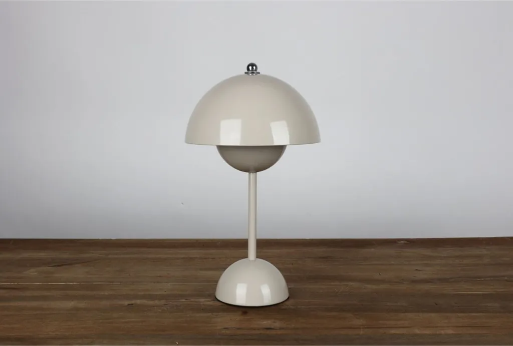 Lampe de Table Métal sans Fil contre l'Encombrement des Câbles USB
