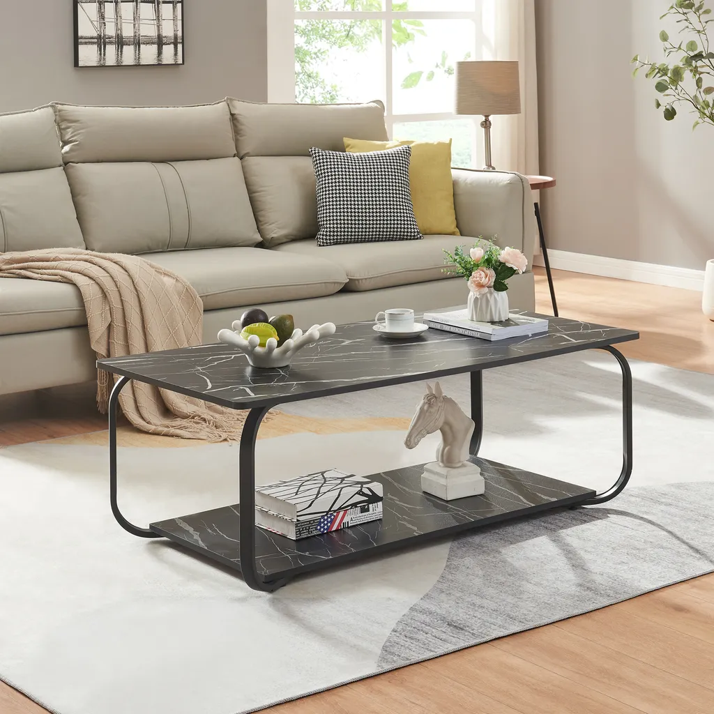 Table basse Kolta aspect marbre : élégance sans l'entretien difficile