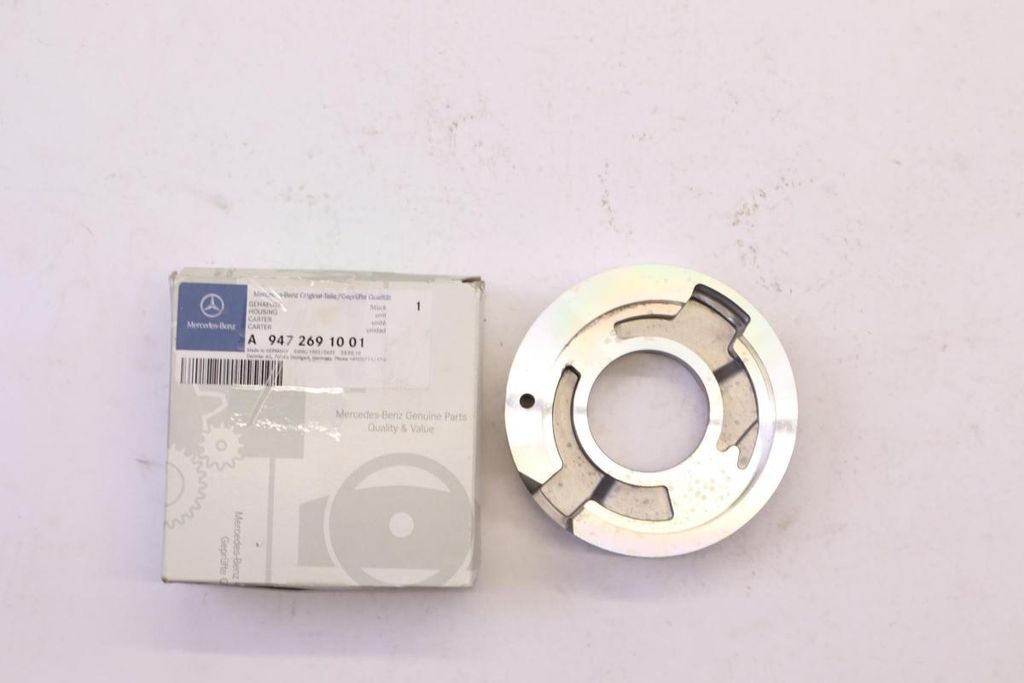 Original MERCEDES-BENZ Actros Getriebe Ölpumpengehäuse A9472691001