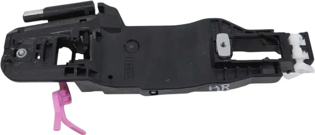 Poignée de porte cassée Toyota Corolla ? Remplacez par le modèle 69203-02410
