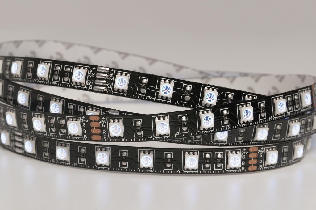 Artecta Havana Ribbon 5050 - 60 - RGB 5m 5050 led 600 Lm/m black pcb