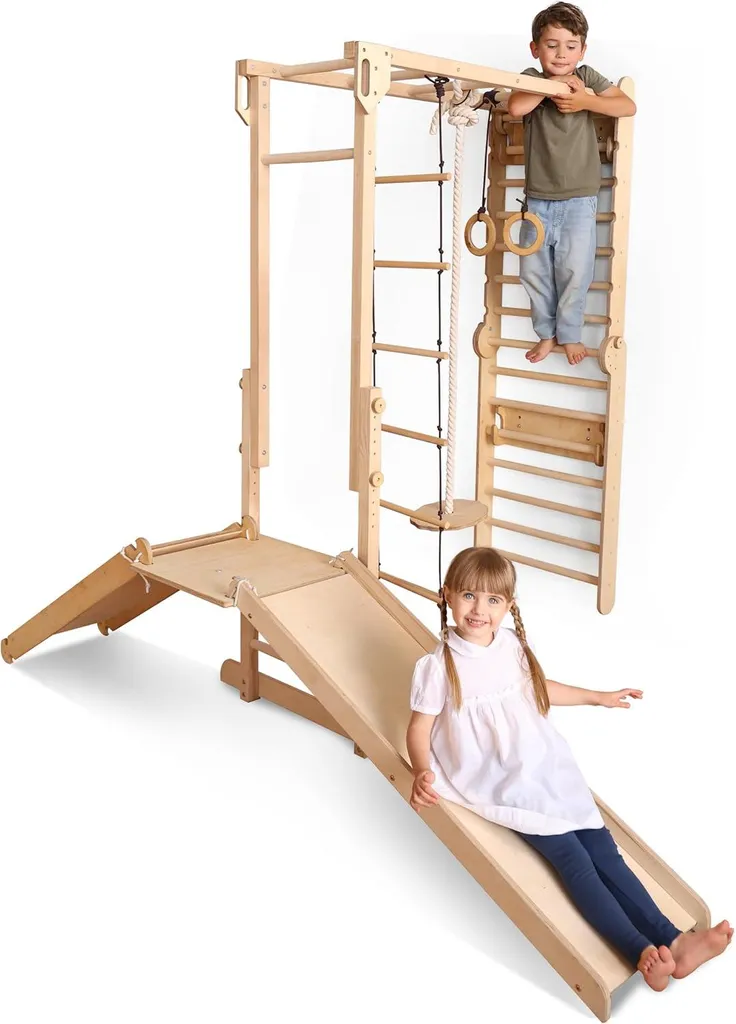 Structure escalade bois 9 en 1 : Fini l'ennui des jours de pluie !