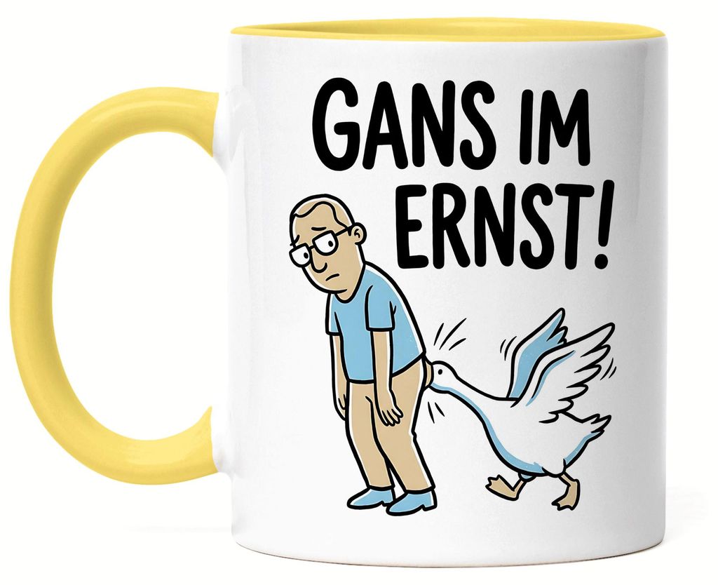 GANS IM ERNST Tasse Gelb lustiger Spruch Humor Geschenkidee Cartoon Tierwitz Büro Kollege Freund Familie Geburtstag