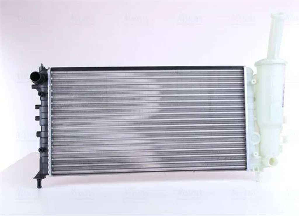 Stopper les fuites : Radiateur Moteur Fiat Punto NISSENS OE 46524603