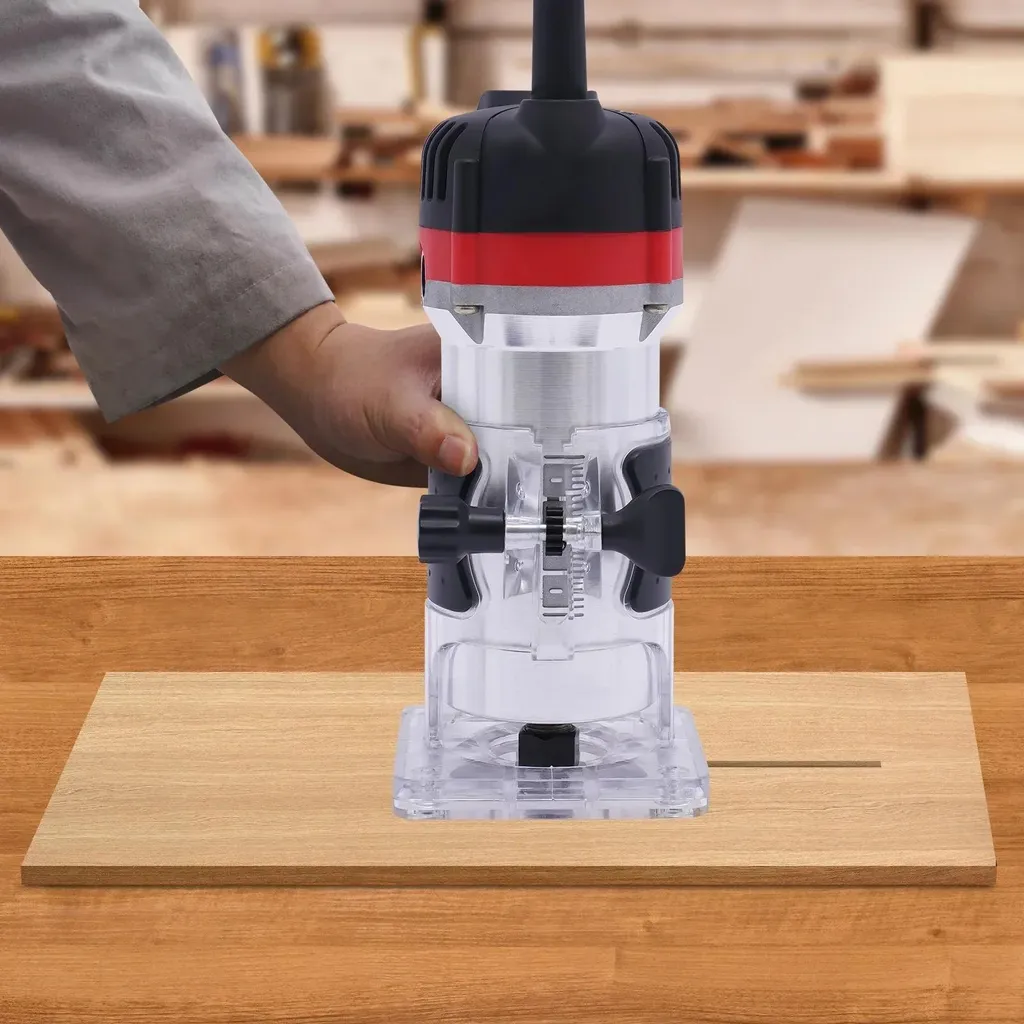 Affleureuse à Bois de Précision avec Base Transparente et Coffret 800W - 4