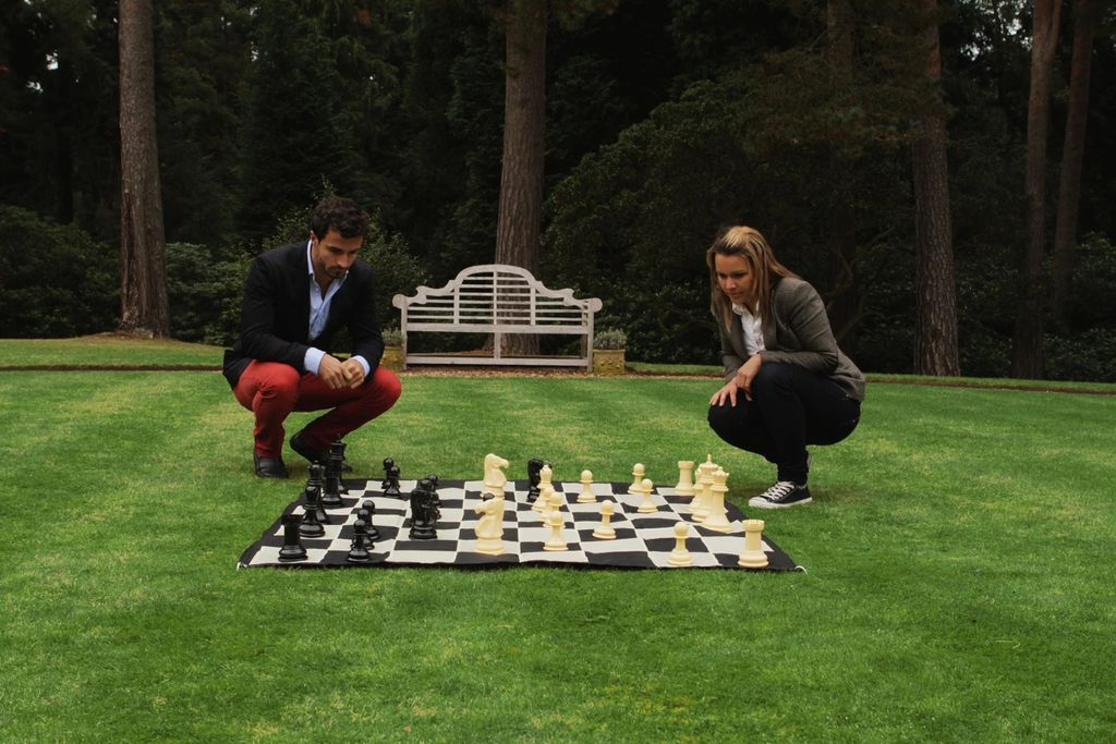 Jeu d'échecs, 20cm plastique, incl. tapis 90x90cm-Top Jeu Image du produit 