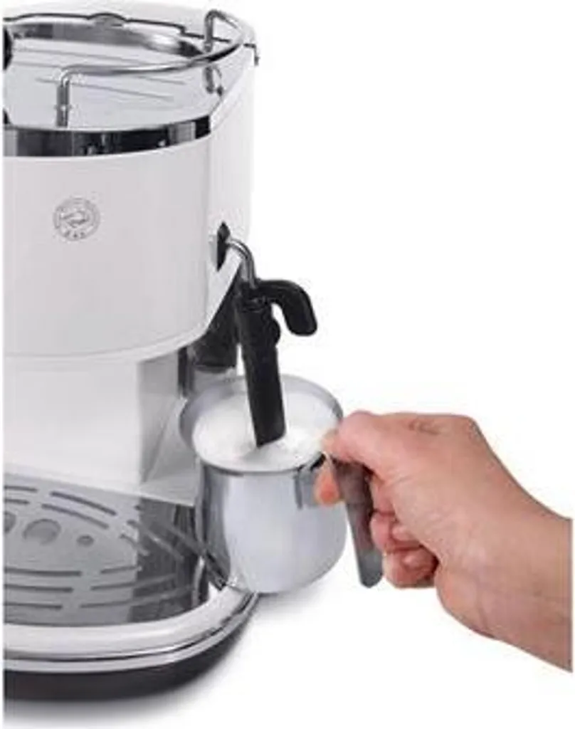 Machine expresso manuelle DeLonghi Icona Vintage pour cappuccino