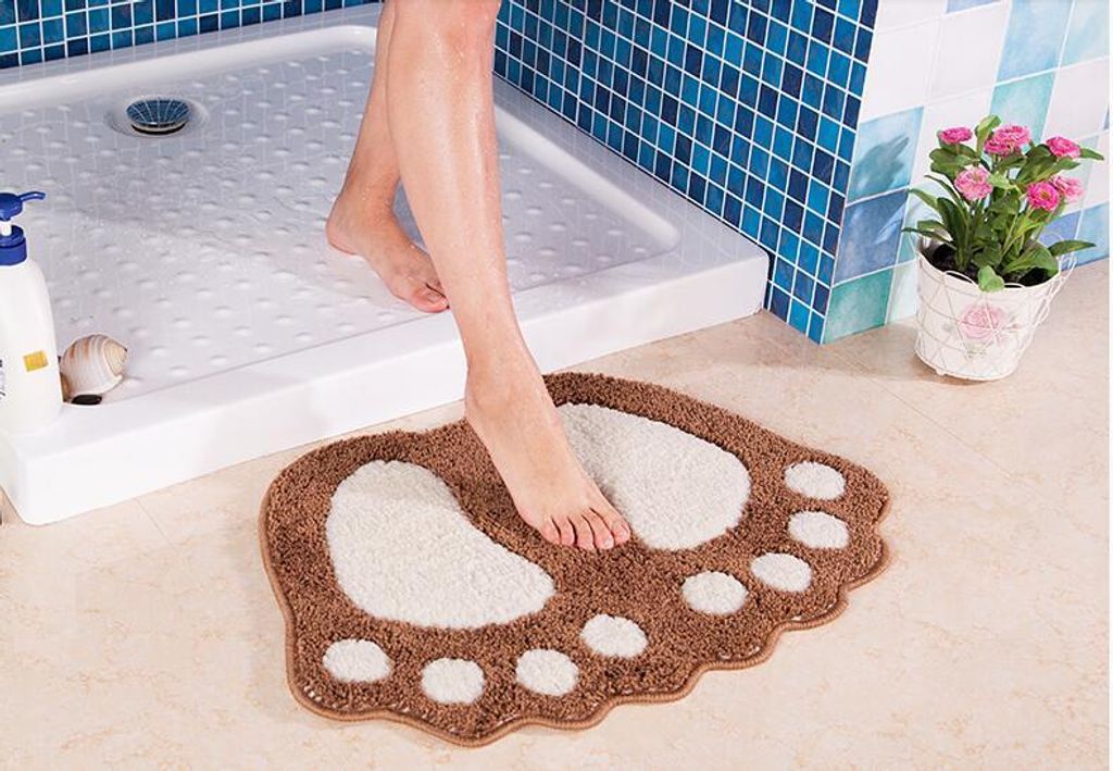 Rutschfeste Badematte Big Feet Badezimmerdusche Teppiche Shaggy Carpet Absorbent Fußmatte Bodenmatte (48 * 67CM, Braun)