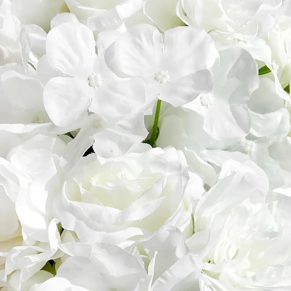 Kit Décoration Mariage Fleurs en Soie Blanche avec Ruban de 1 Mètre