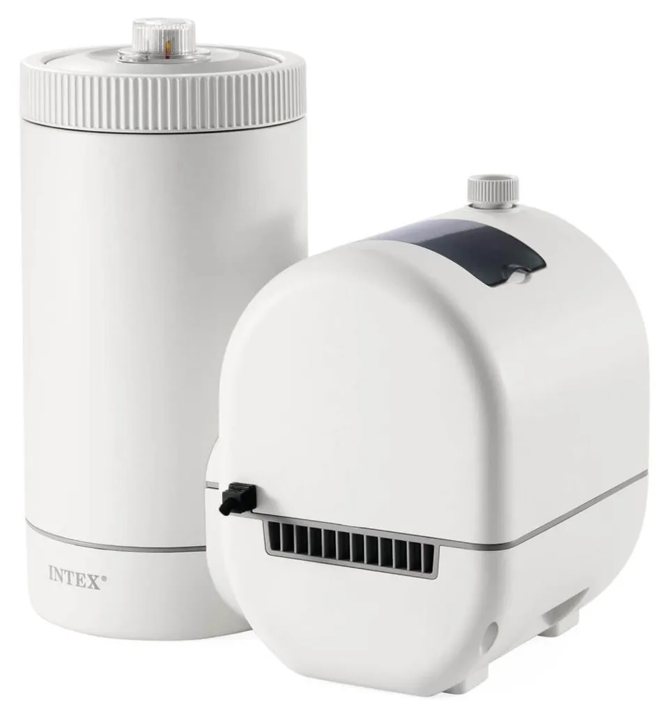 Dites adieu à l'eau trouble avec la pompe Intex Krystal Clear C2500