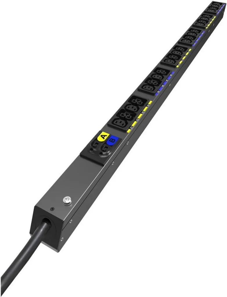 Bandeau de Prises PDU Eaton 22.5U Noir avec 24 Sorties pour Baie Serveur