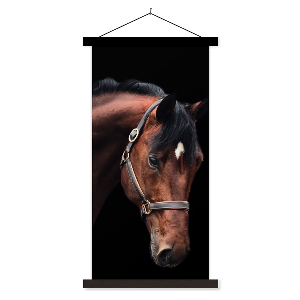MuchoWow Textilposter Pferd - Halfter - Braun 90x180 cm mit schwarzem Rahmen - Dekoration Wohnzimmer