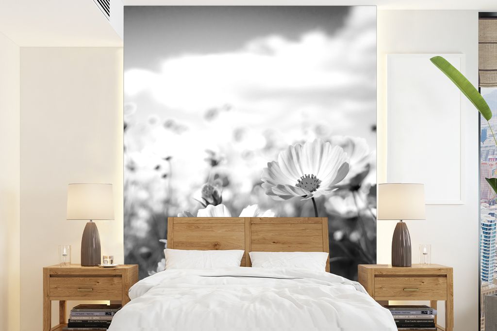 MuchoWow Fototapete für Wohnzimmer oder Schlafzimmer Wandtapete Vinyl Motivtapete Blumen - Wiese - Lila - Gras - Weiß - Wolken - Blau - 205x280...