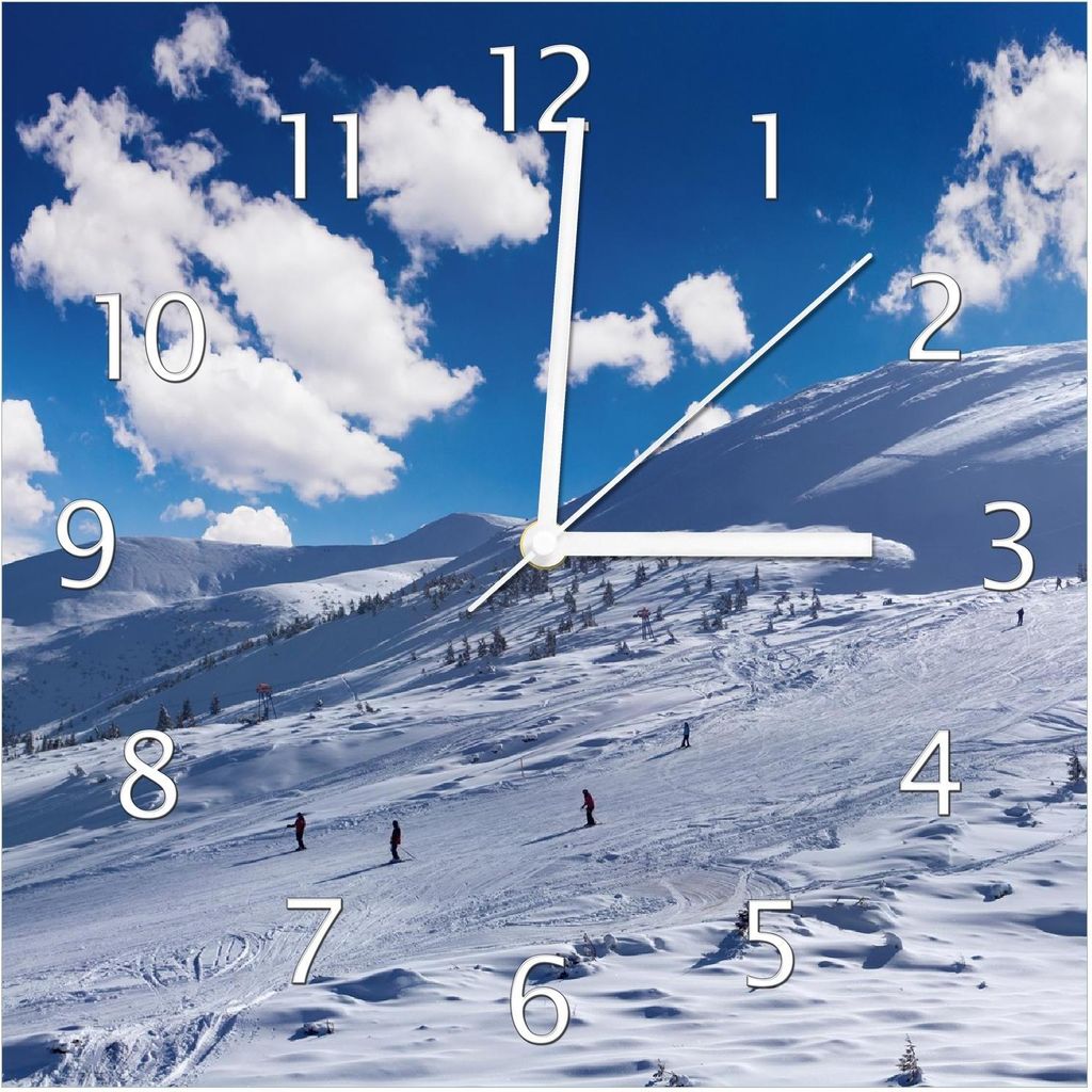 Wallario Design Wanduhr Ski-Piste in den Alpen aus Echtglas, Größe 30 x 30 cm