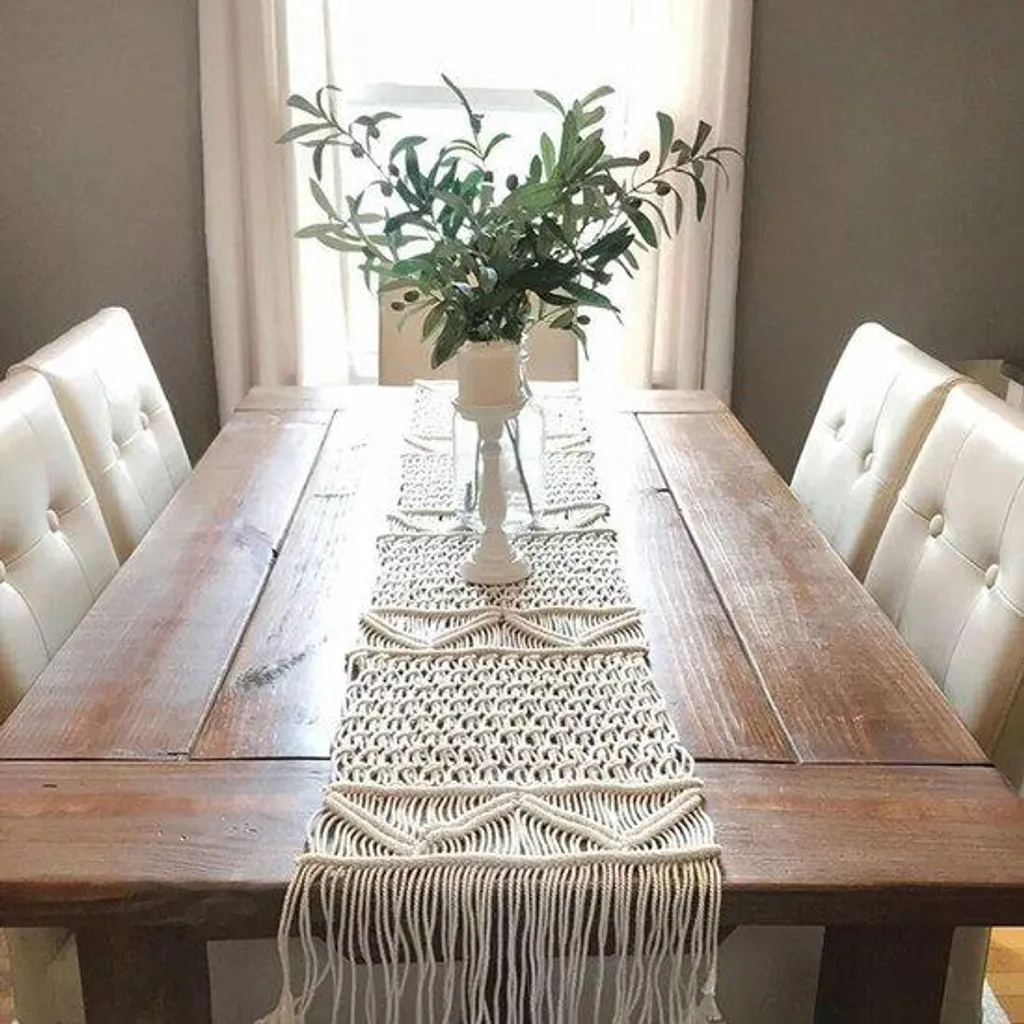 Chemin de table robuste et élégant en maille pour protéger vos meubles