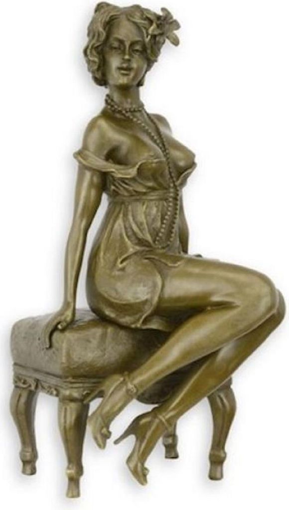 Casa Padrino Luxus Barock Bronze Figur Frau mit Hocker 12,4 x 10,7 x H. 24,5 cm - Bronze Skulptur - Dekofigur - Barock Deko Accessoires